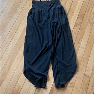 Stylish Black Wide-Leg Boho Pants with Pockets